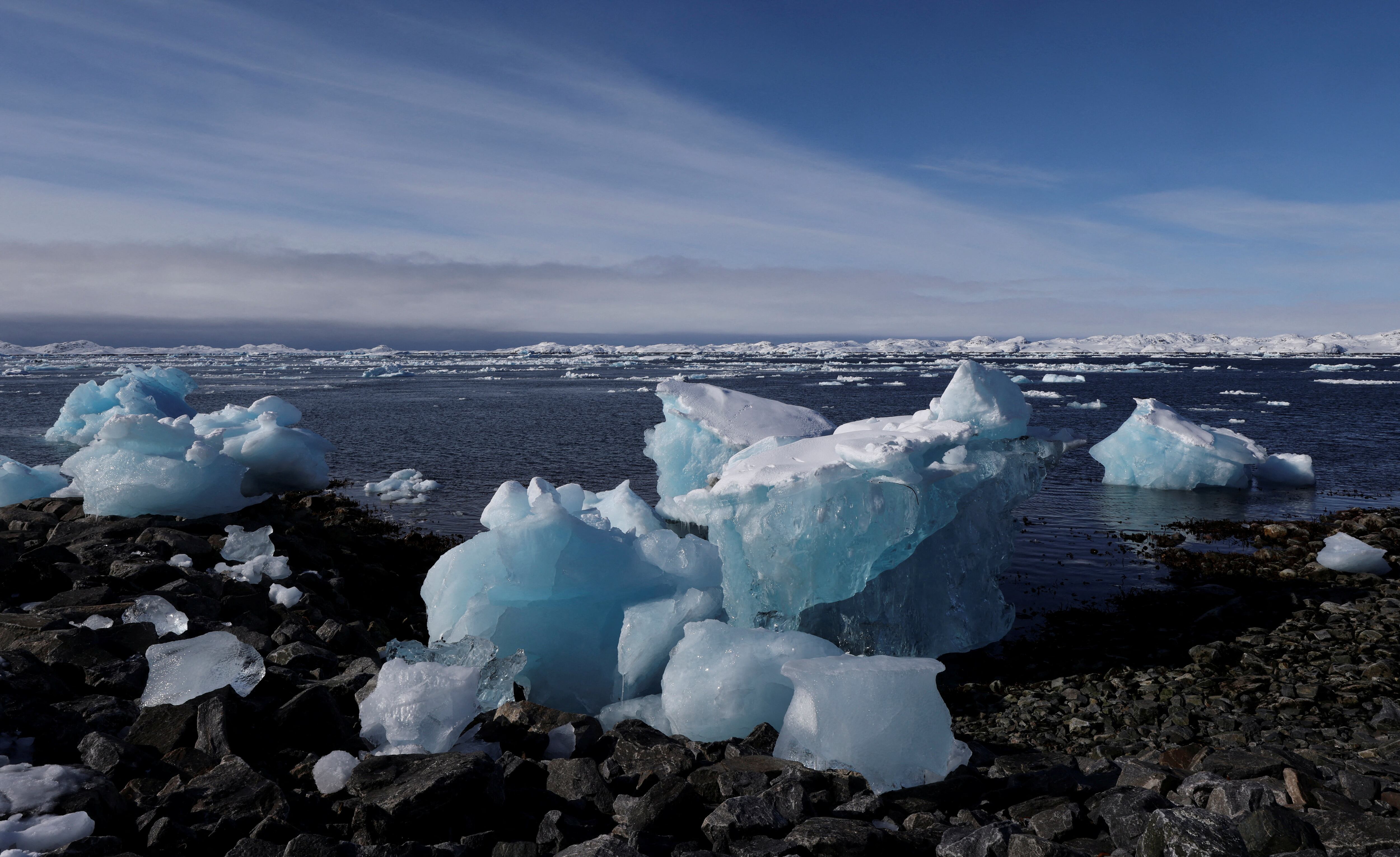 El hallazgo sugiere que si ambos polos se derriten al mismo tiempo, el nivel del mar podría subir más que en el pasado (REUTERS/Leonhard Foeger)