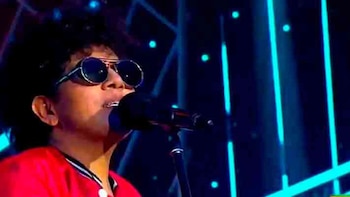 Anthony Zavgil, imitador Miguel Abuelo.