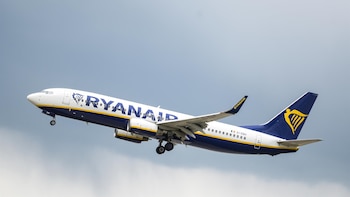 Ryanair gana 115 millones en