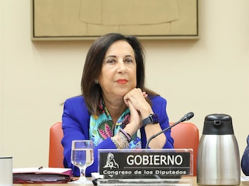 25/08/2026 La ministra de Defensa, Margarita Robles, durante una comparecencia ante la Comisión de Defensa en el Congreso de los Diputados, a 25 de agosto de 2026, en Madrid (España). La comparecencia tiene como objeto informar sobre la gestión de sus competencias en relación a los hechos sucedidos en la Ciudad Autónoma de Ceuta el día 30 de julio y en posterioridad.
POLITICA
Marta Fernández - Europa Press