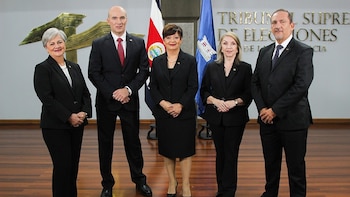 Proyecto legal restringe reelecciones de