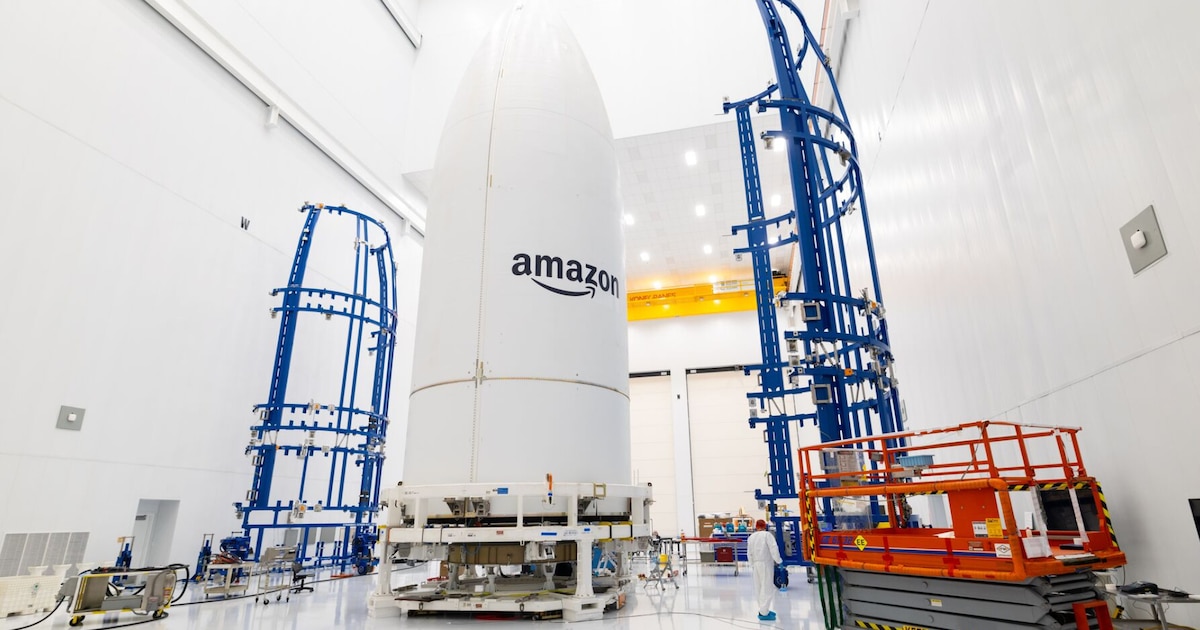 Amazon construyó el satélite 1.000 de su red Leo y se prepara para competir con Starlink