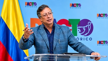 Gustavo Petro arremetió contra Abelardo de la Espriella, mientras el país lucha por superar la emergencia: “Incapacidad de empalme”