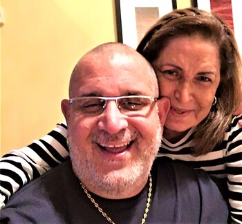 Beatrfiz y su hijo Hugo