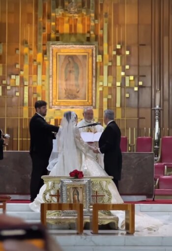 (Instagram: @cinthiaparicio)