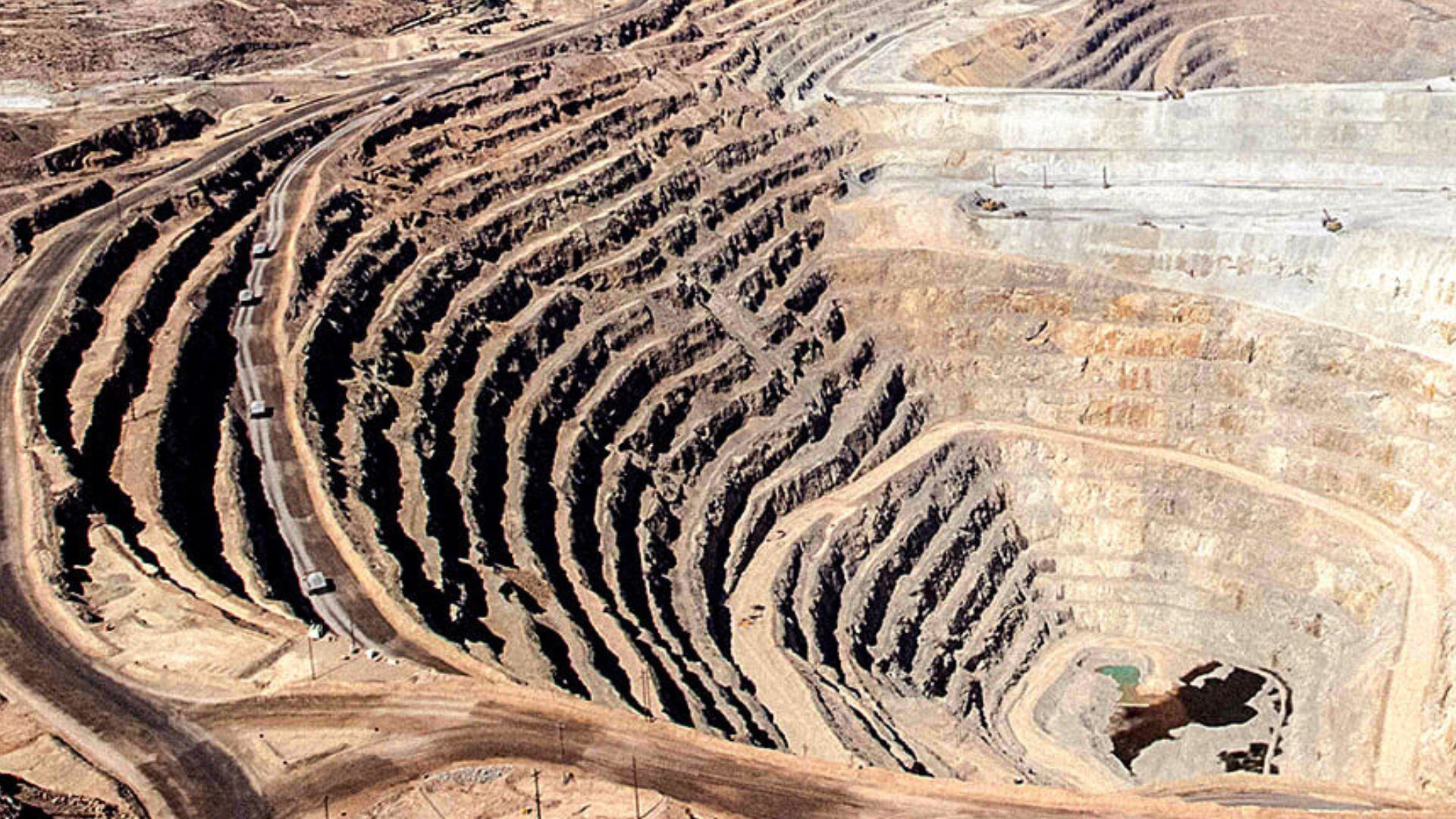 Un proyecto de cobre de más de USD 2.000 millones en Perú ha despertado el apetito de cinco potencias de la minería global
