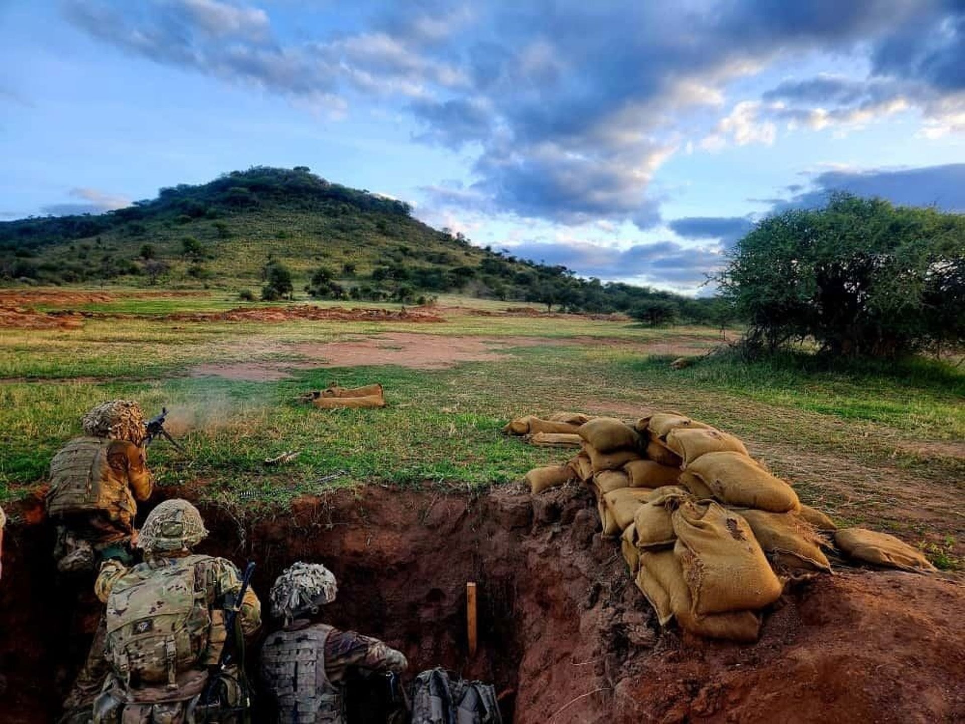 Reino Unido, «dispuesto a investigar» las denuncias de violaciones y otros delitos de sus tropas en Kenia Reino Unido, «dispuesto a investigar» las denuncias de violaciones y otros delitos de sus tropas en Kenia