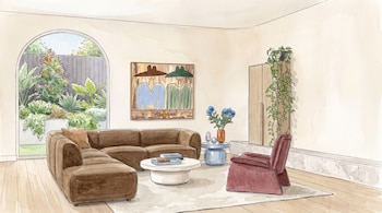 Ilustración en acuarela de una sala con sofá marrón, mesa baja blanca, sillón, cuadro en la pared y gran ventana arqueada hacia el jardín.