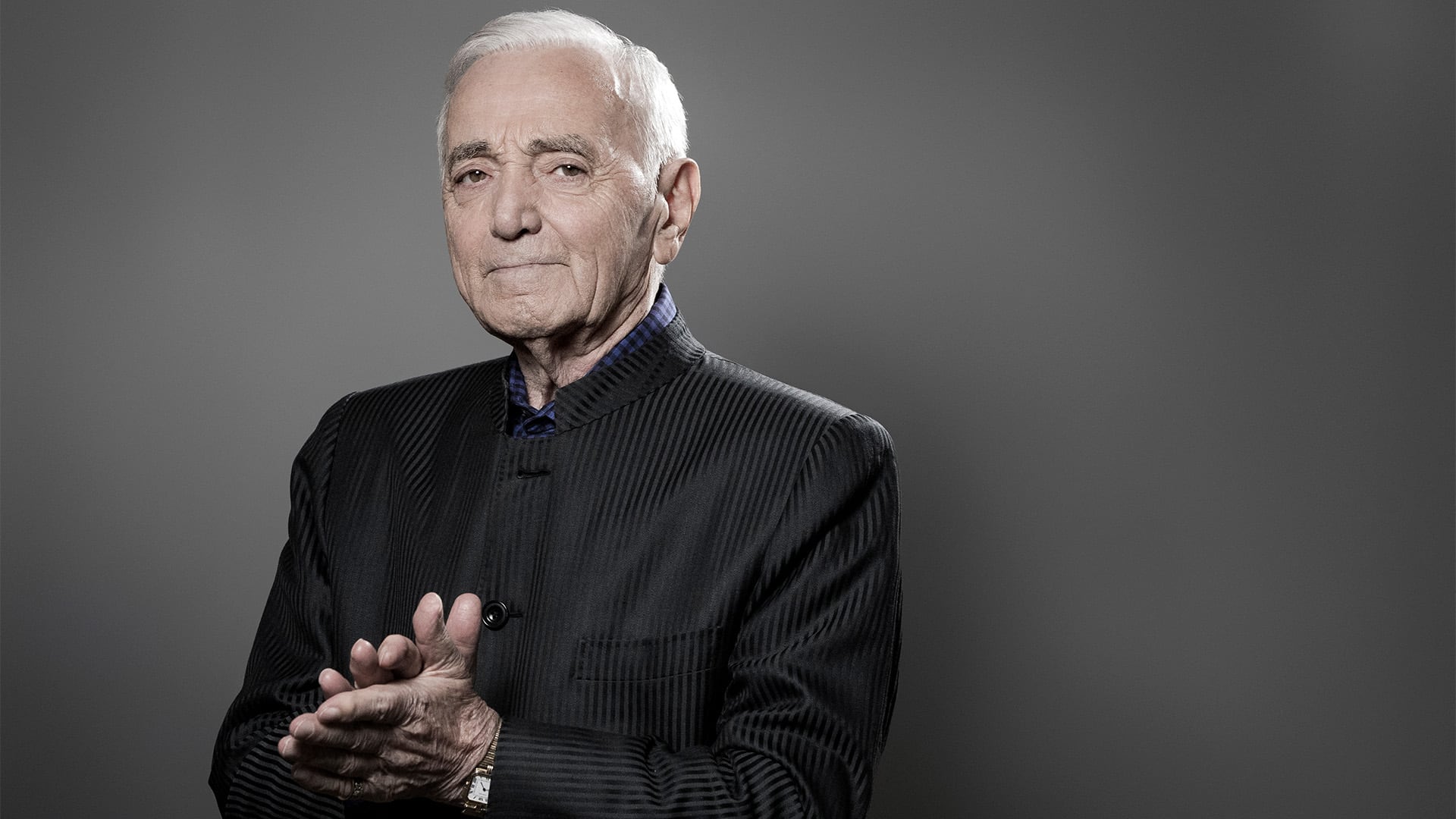 Charles Aznavour nació en París en 1924 en el seno de una familia de artistas armenios exiliados