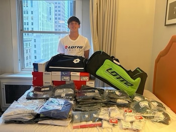 Alessandro Rubini firmó con la marca Lotto antes de su debut en la clasificación del US Open Junior.