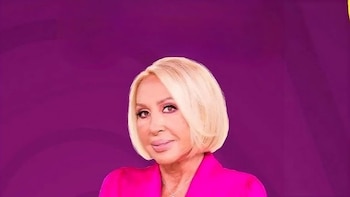 Laura Bozzo detrás de cámaras en la filmación de su documental