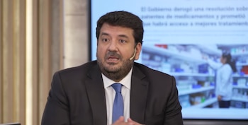 Juan Martín Mena habla durante