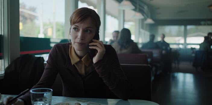 Britt Lower, interpretando a Rachel Mills en la serie