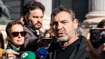 Open Arms, apoyada por diputados