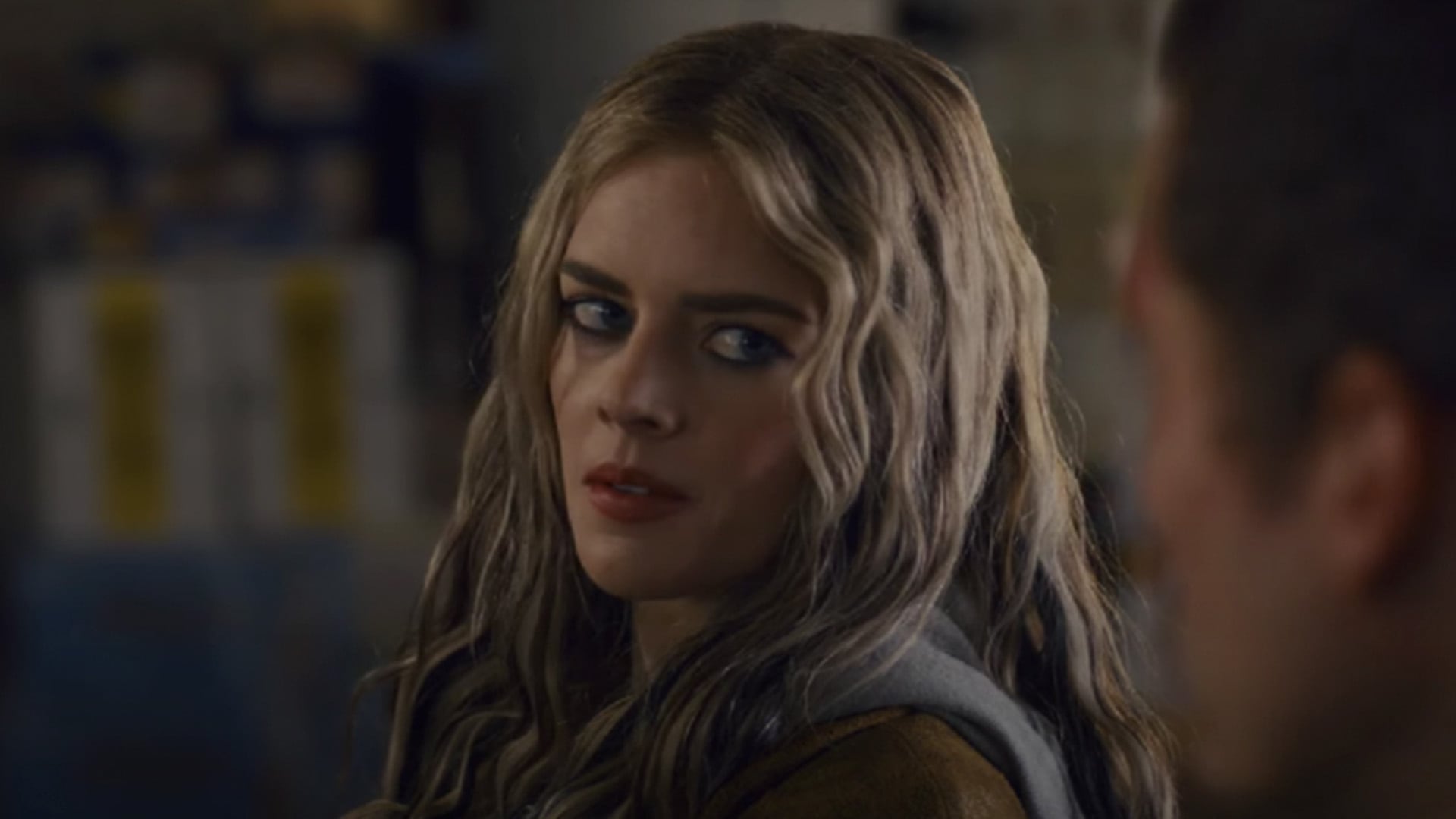 Carolina Caroline marcó para Samara Weaving su primer papel como protagonista romántica y un registro distinto dentro de su carrera (Disney)