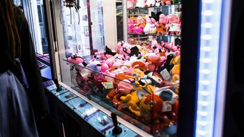 Las máquinas de gancho ejercen