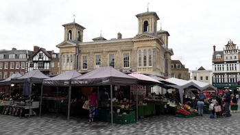 El mercado callejero más antiguo de Londres tiene un plan para modernizarse: 45 puestos nuevos y adaptados a la sociedad del siglo XXI