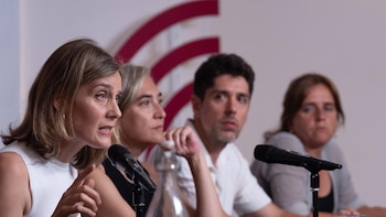 Los Comuns condenan los bombardeos