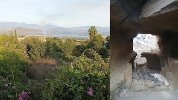 Camino de la Cueva de Herrera (Málaga): la ruta de senderismo para disfrutar del paisaje y descubrir formaciones rocosas singulares