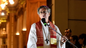 El Gobierno no quiere confrontar con la Iglesia, pero apuntan contra García Cuerva