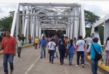 El Puente Internacional Páez que