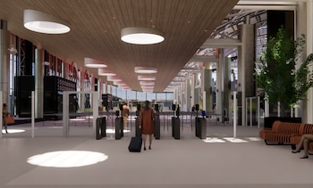 Cerramientos temporales y señalización especial en el lobby de la terminal, parte del operativo para mantener la seguridad de los pasajeros. Cortesía: AERIS