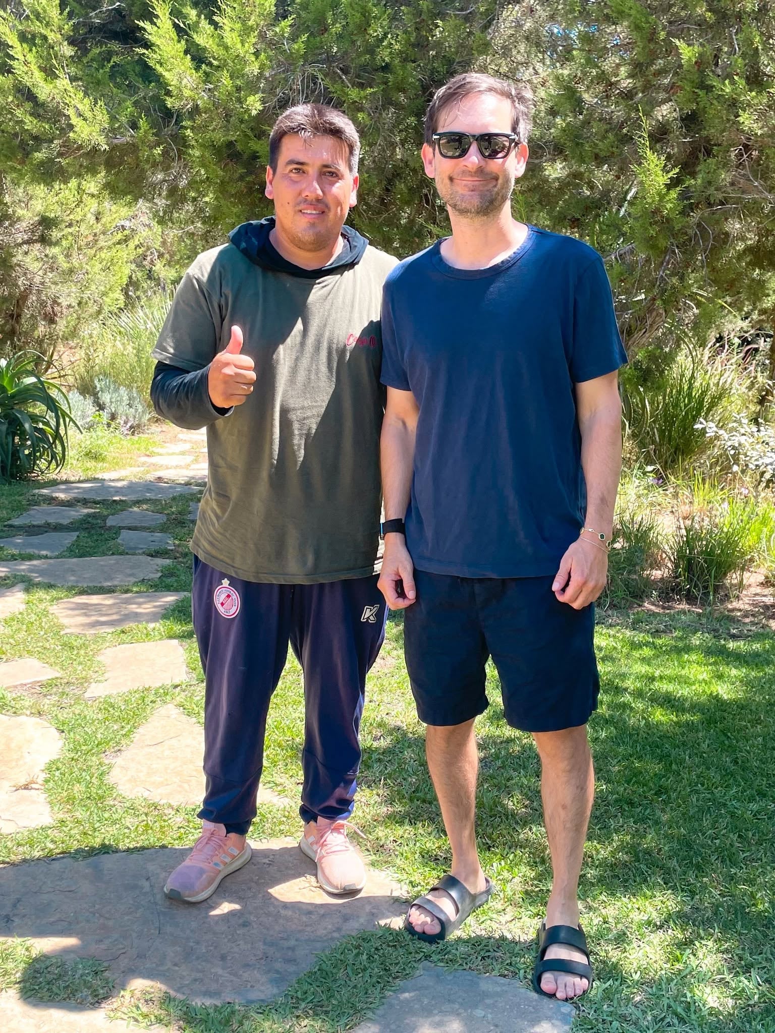 Richard Alfredo Aguilar, fotógrafo de profesión, contó que uno de sus clientes en Ibiza fue Tobey Maguire, actor de Spider-Man - (Facebook: Richard Alfredo Aguilar Delgado)