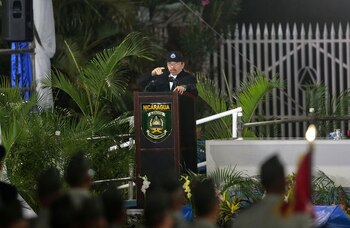 Daniel Ortega habla durante la