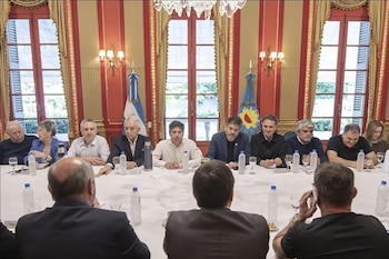 Reunión Axel Kicillof con intendentes del MDF