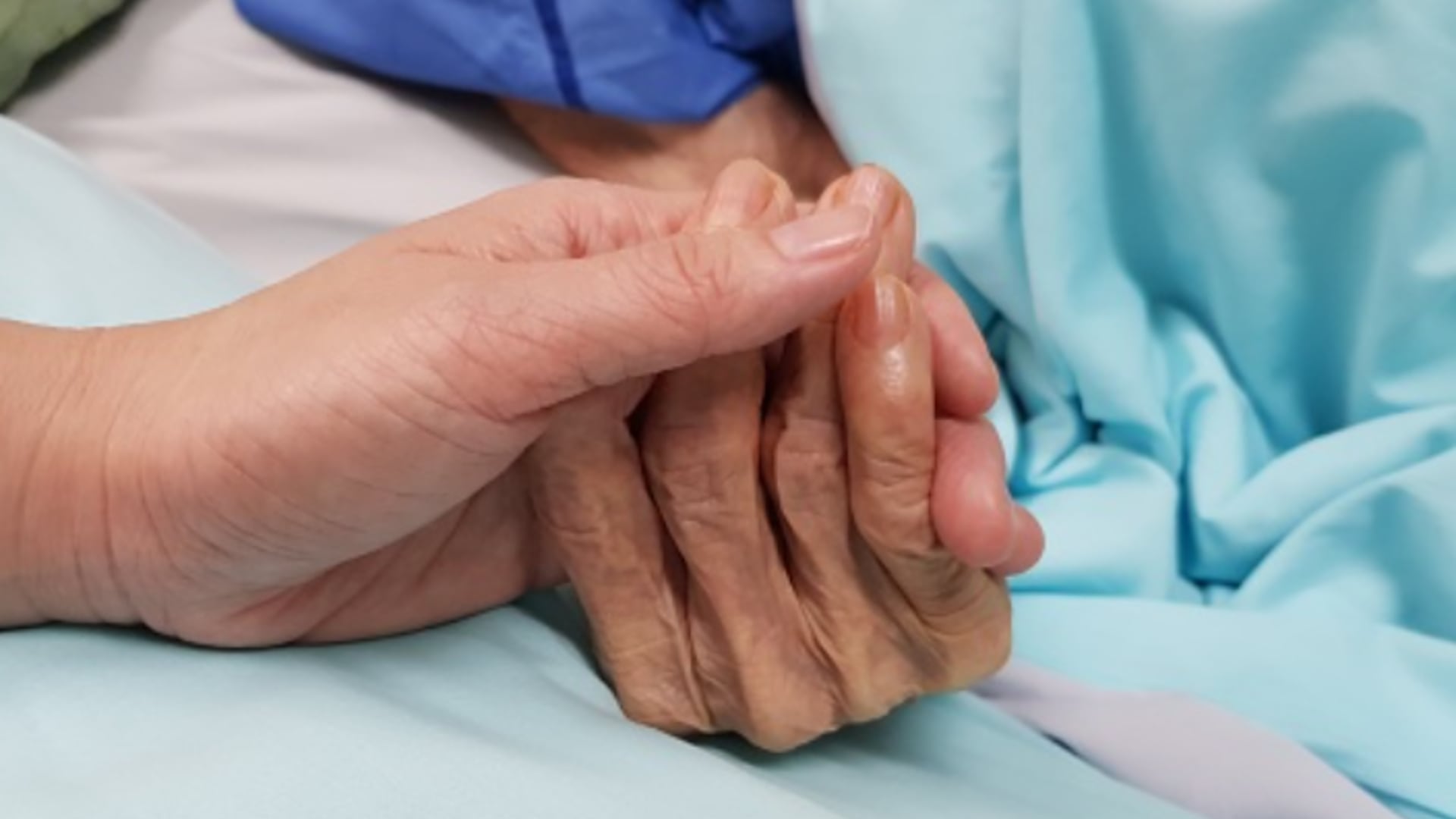 Se contempla el uso excepcional del consentimiento sustituto, permitiendo que un representante legal o familiar autorice el procedimiento - crédito Pixabay