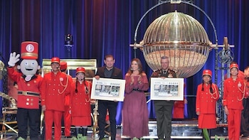 La entrega de premios de la Lotería Nacional conmemora el 5 de mayo en Puebla