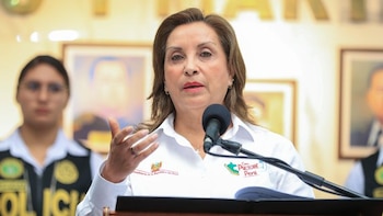 Dina Ercilia Boluarte Zegarra inaugura