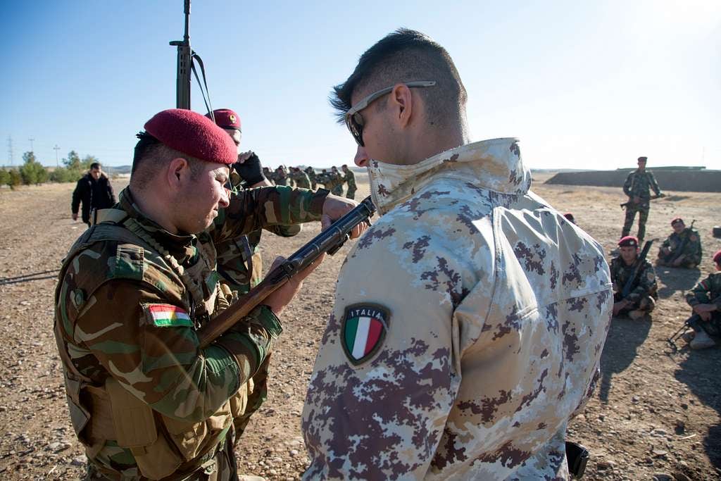 Italia retiró temporalmente a su personal militar de una base en Iraq tras un ataque con drones atribuido a Irán