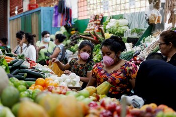 Vendedores en el Mercado Central