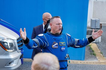 La nave Crew Dragon de