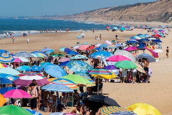 La playa de Matalascañas, Huelva, a 28 de junio de 2026. (EFE/ David Arjona)