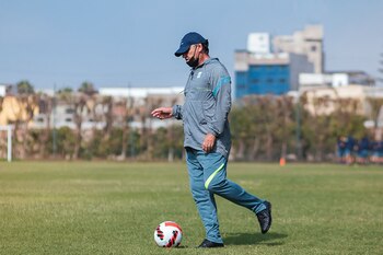 Carlos Bustos afronta su segunda