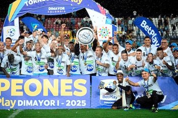 Jaguares celebra el título del