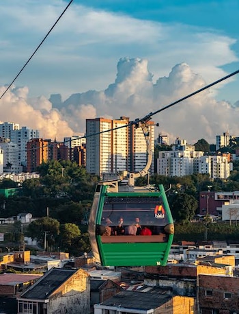 Varios ciudadanos quedaron atrapados en el Megacable de la ciudad de Pereira - crédito Alcaldía de Pereira
