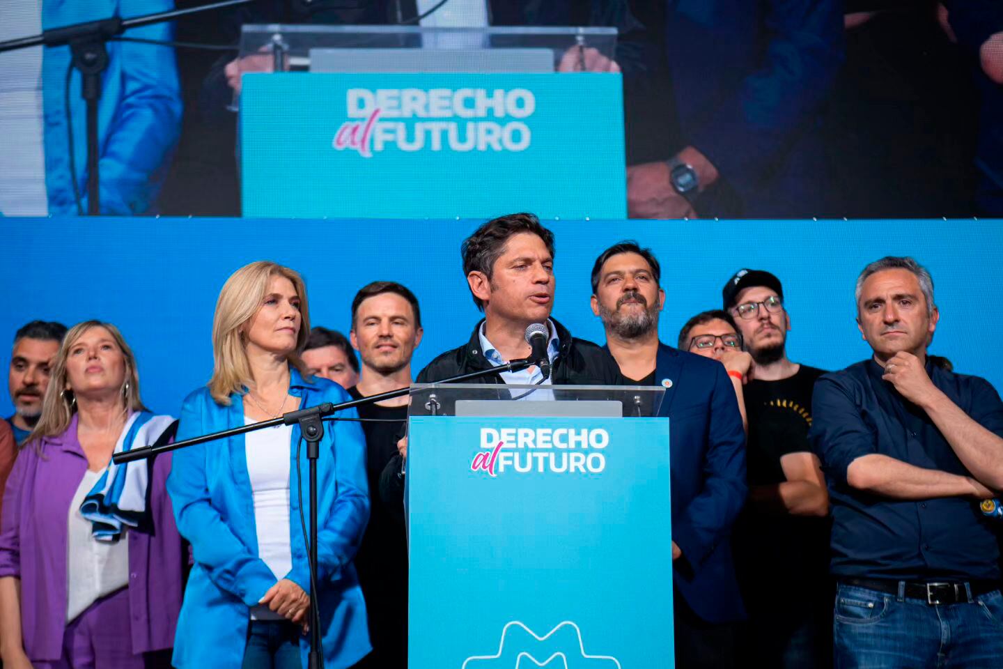 El ministro de Gobierno, Carlos Bianco, junto a Axel Kicillof y otros miembros del gabinete bonaerense (IG @bianco.carli)