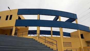 Luis Abinader apuesta por el deporte en Cristo Rey: la reapertura de Los Cachorros, una inversión millonaria y el sueño de la integración social (Foto cortesía Presidencia de la República)