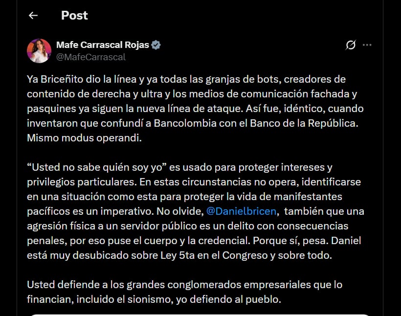 Carrascal sostuvo que identificó su credencial con el fin de proteger la vida de los ciudadanos en la protesta pacífica - crédito X