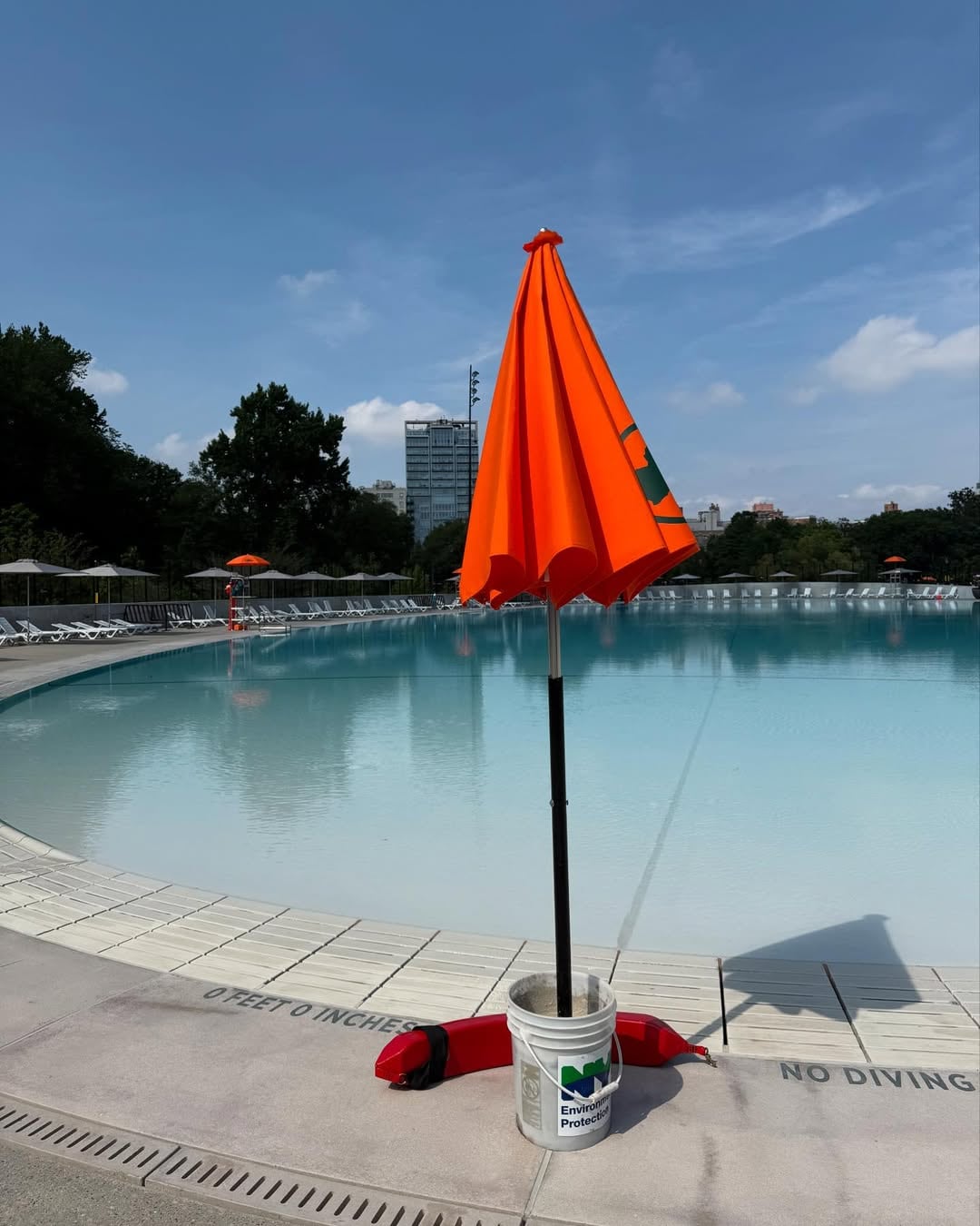 En Manhattan, una de las opciones es la Gottesman Pool de Central Park, inaugurada en junio de 2025 dentro del Davis Center, un proyecto de USD 160 millones junto al Harlem Meer. Foto: Instagram @gottesmanpool
