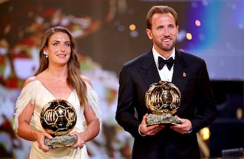 Alexia Putellas y Harry Kane, los ganadores de la edición 2026 del Balón de Oro (EFE/EPA/TOLGA AKMEN)