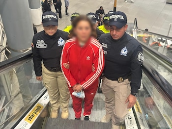 La Policía Nacional de Colombia logra la extradición desde Argentina de alias ‘Mayerly, presunta testaferro del ELN -crédito Policía Nacional/Dijín