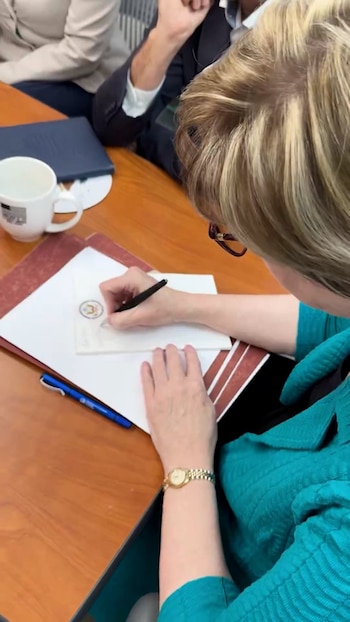 Laura Dogu destaca que su