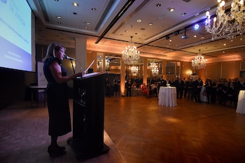 La cita convocó a más