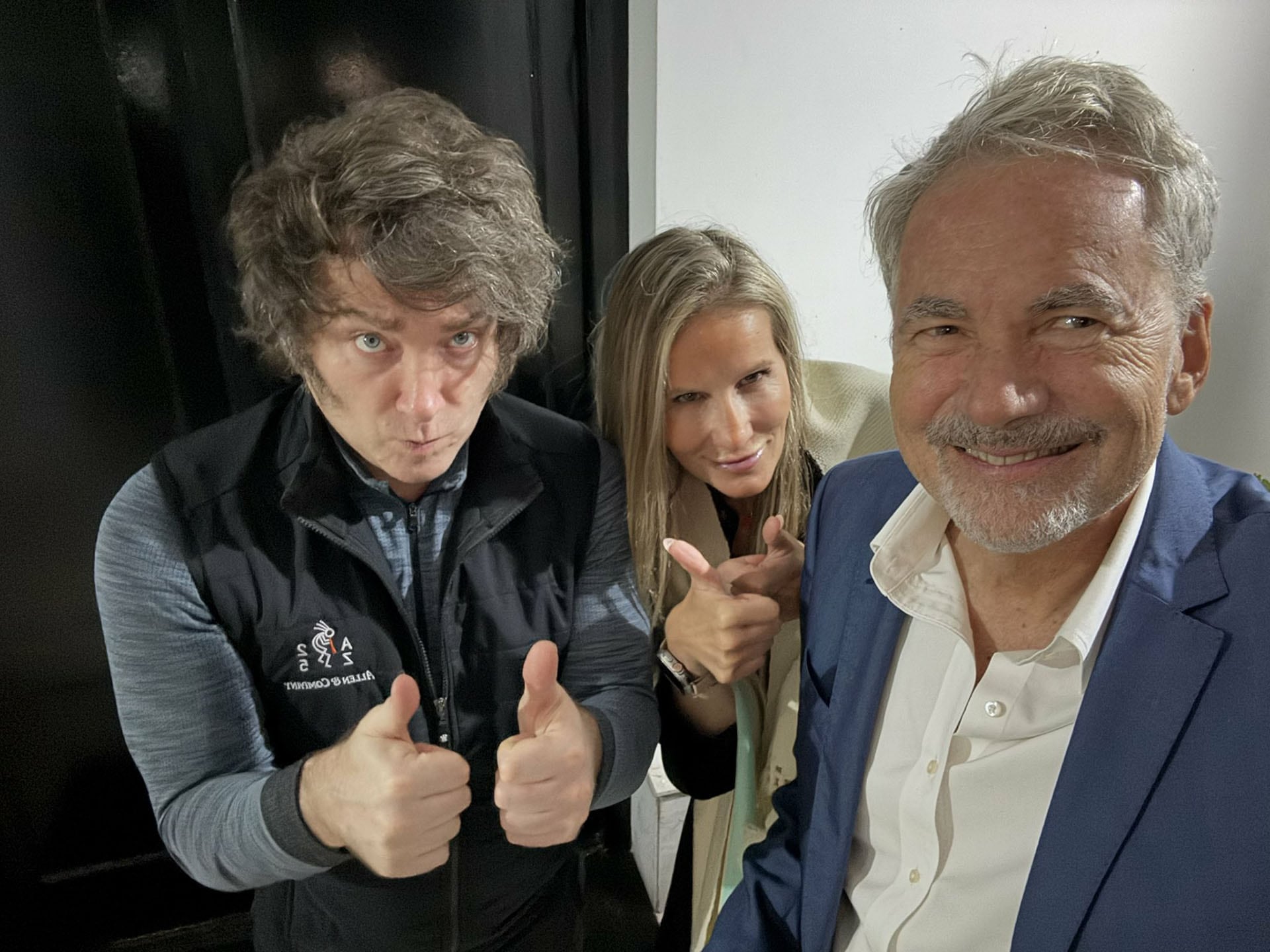 Javier Milei y Martín Varsavsky y su esposa Nina (@martinvars)
