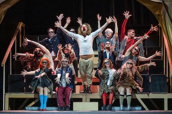Hay capacitaciones internas, ensayos del ballet y de los próximos estrenos (Foto: Teatro Colón)