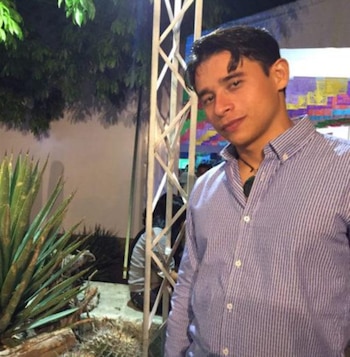 Elvis denunció malos tratos en